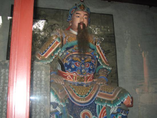成都の武侯祠の武将像の画像をアップする_1023