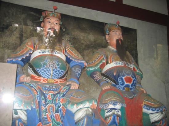 成都の武侯祠の武将像の画像をアップする_4095