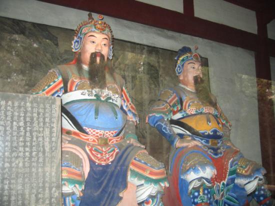 成都の武侯祠の武将像の画像をアップする_8191
