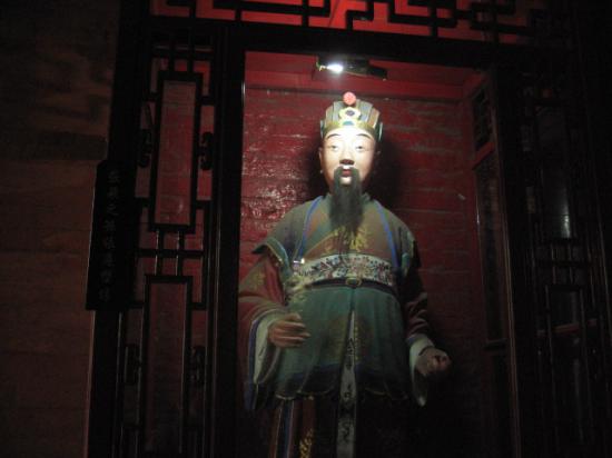 成都の武侯祠の武将像の画像をアップする_2097151
