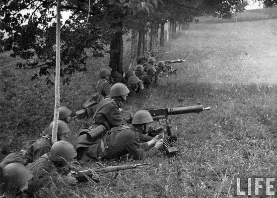 軍事画像を貼っていく_2.1567957333721E+68