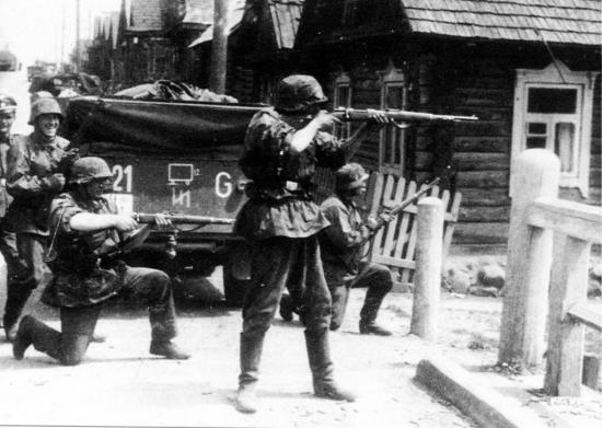 軍事画像を貼っていく_1.7087896287367E+97