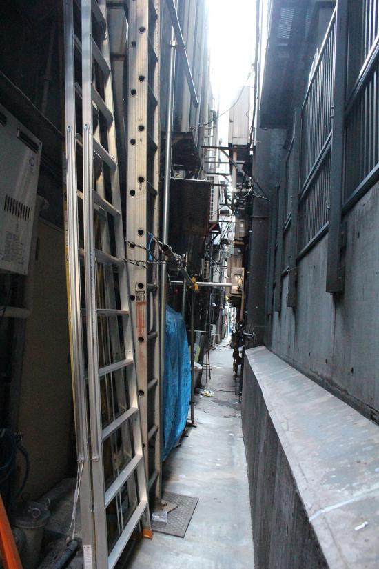 【サイバーパンク】歌舞伎町の路地裏の写真貼ってく【禁断の現場に行ってきた!!】_4398046511103