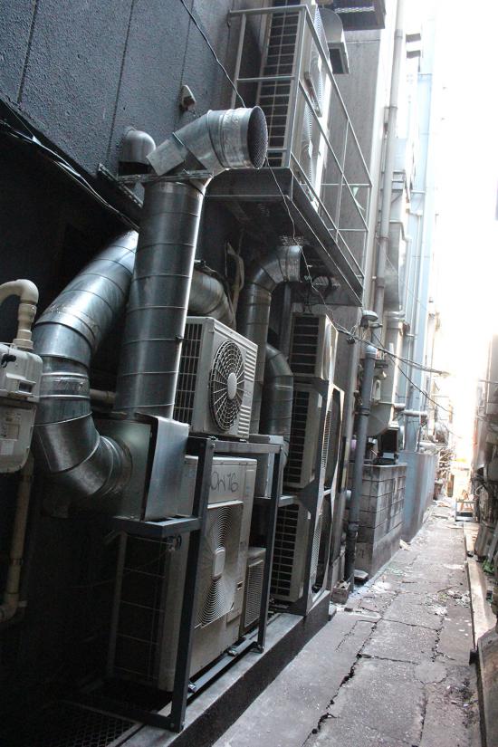 【サイバーパンク】歌舞伎町の路地裏の写真貼ってく【禁断の現場に行ってきた!!】_562949953421311