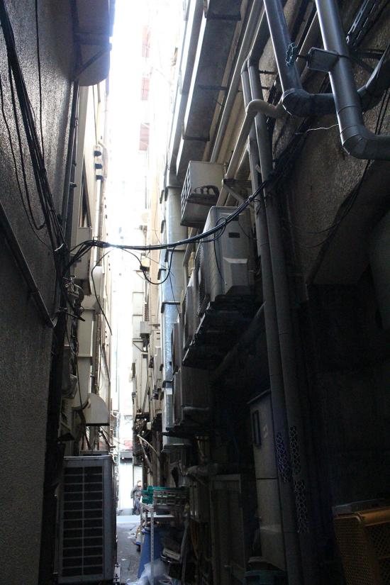 【サイバーパンク】歌舞伎町の路地裏の写真貼ってく【禁断の現場に行ってきた!!】_36028797018963967