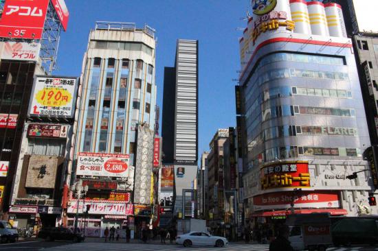 【サイバーパンク】歌舞伎町の路地裏の写真貼ってく【禁断の現場に行ってきた!!】_9.671406556917E+24