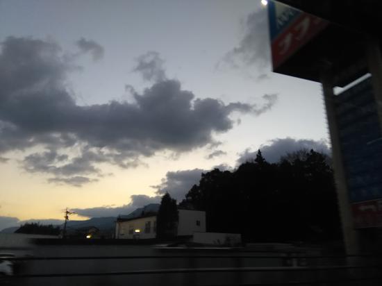 この1年で撮った雲画像を投稿する_3.2451855365843E+32