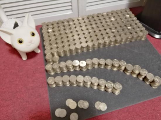 15年くらい貯めた500円貯金箱開封する_4194303