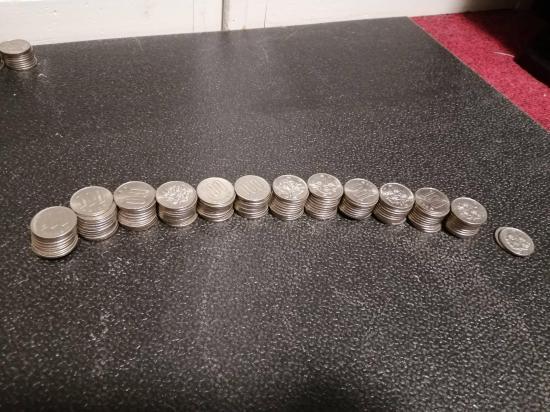 15年くらい貯めた500円貯金箱開封する_536870911