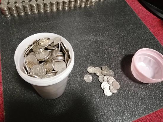 15年くらい貯めた500円貯金箱開封する_68719476735