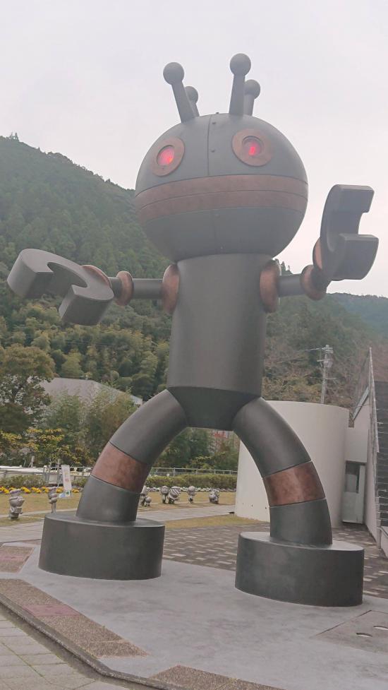 【画像】旅行行けなくて淋しいから適当にスマホに残ってる旅先の画像上げてく_134217727