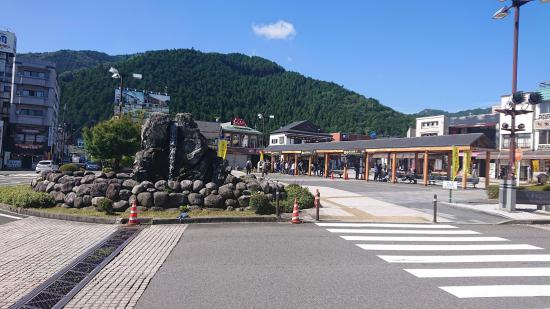【画像】旅行行けなくて淋しいから適当にスマホに残ってる旅先の画像上げてく_9.4447329657393E+21